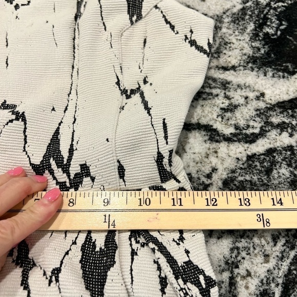 DESIGN LAB  & Lord and Taylor marbling effect sleeves skater dress - Picture 9 of 13